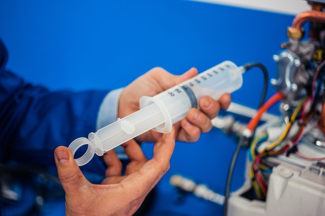 Prova tenuta gas UNI 11137 con programma semiautomatico a siringa con Wöhler A 450